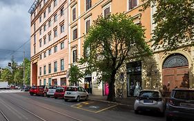 The Best Rent - Spacious One-Bedroom Apartment Near Colosseum
