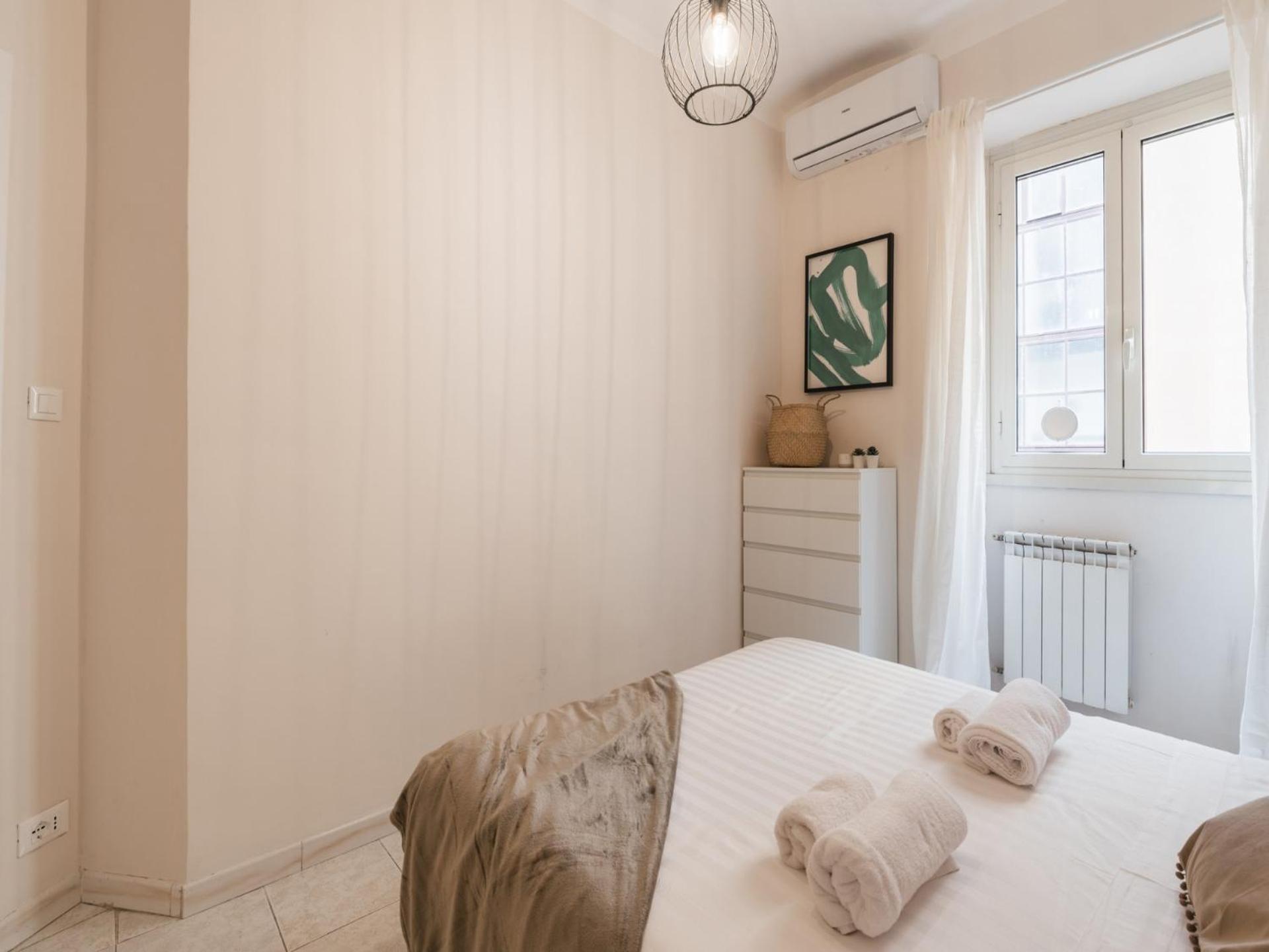 The Best Rent - Spacious One-Bedroom Apartment Near Colosseum Rzym Zewnętrze zdjęcie